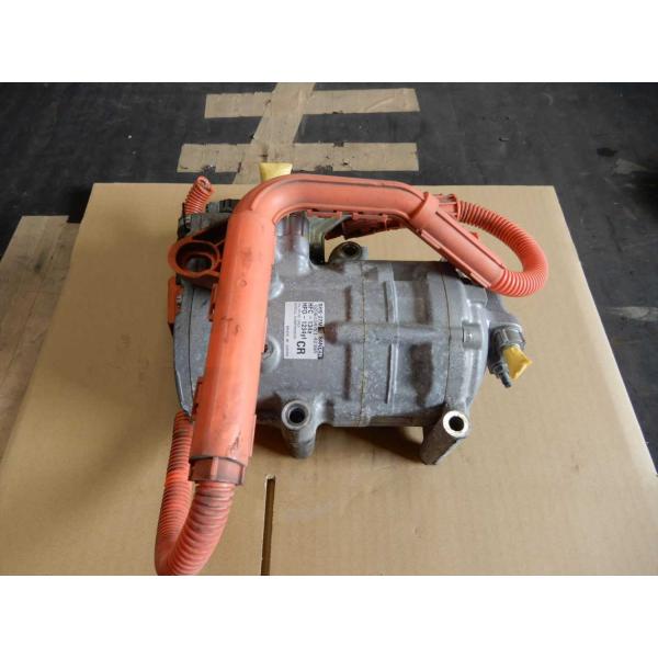 送料無料 平成29年 フィット GP5 エアコン コンプレッサー 中古