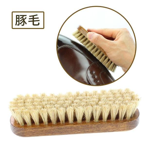 豚毛使用の靴用ブラシです。■本体サイズ約135mm×40mm(もち手部分)JANコード / 4971671171664