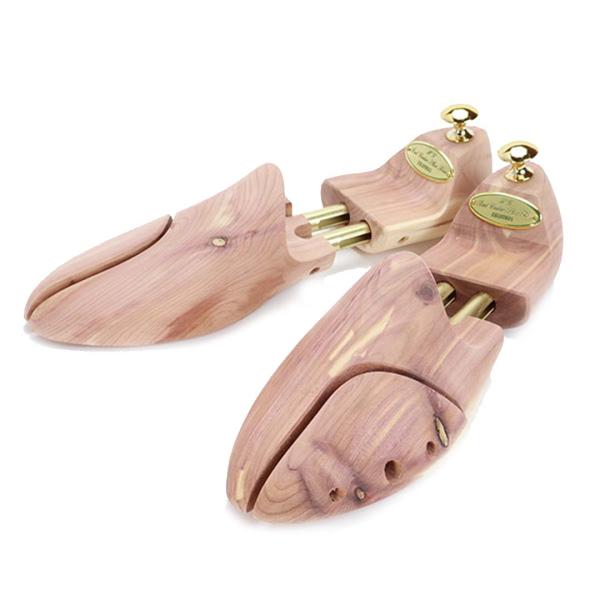 アメリカ産レッドシダーを使用した、ツインチューブタイプのシュートリーです。■商品詳細●脱いだままの靴、雨に濡れた靴をそのままにしておくと形が崩れる原因にもなります。●防虫・防臭・防菌効果があると言われているシダー(アメリカ杉)を使用していま...