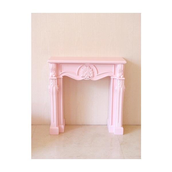 人気のシェルのマントルピースを、お客様のご要望にお応えして、ミニチュアサイズでお作りしました。定番サイズのものと比べないと大きさの違いに気付かないほど、精巧な作りとなっております。マントルピースはプリンセスなハウススタイルの必須アイテムです...