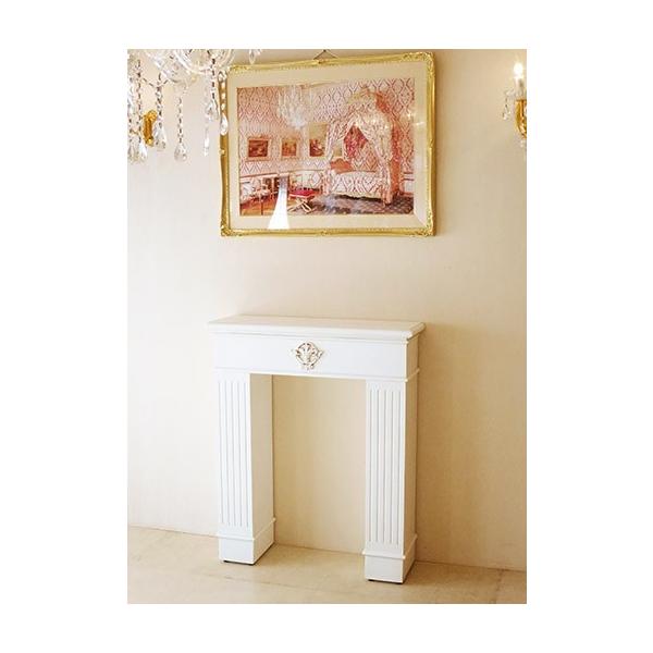 お客様のご希望のデザイン、カラーで仕上げたオーダーメイドのマントルピース。定番商品マントルピース スクエアのデザインをベースに製作しました。当社人気定番シリーズのマダム・ココのカラーで仕上げました。プリンセスなハウススタイリングを演出するロ...