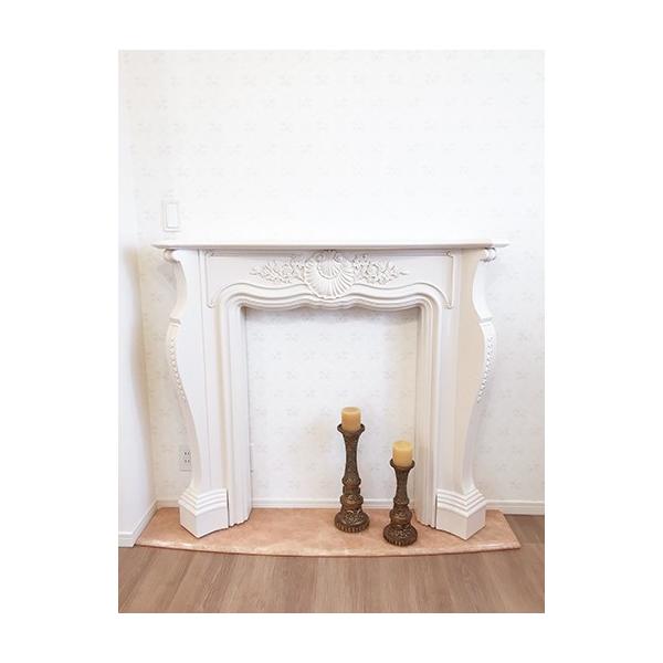 お客様のご希望のデザイン、カラーで仕上げたマントルピース。美しいシェルとお花模様のデザインをお楽しみ下さい。脚元にある天然石のベースプレートも販売しております。プリンセスなハウススタイリングを演出するロココ調の輸入家具です。※ご希望によりお...