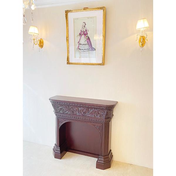 伝統的なヨーロッパのクラシックスタイルのデザインを再現したロココ調のマントルピース です。お客様のご希望に合わせて製作されたアンティークなテイストが溢れる一品です。※ご希望によりお好みのカラー、サイズで製作する事が可能です。詳しくはお問合せ...
