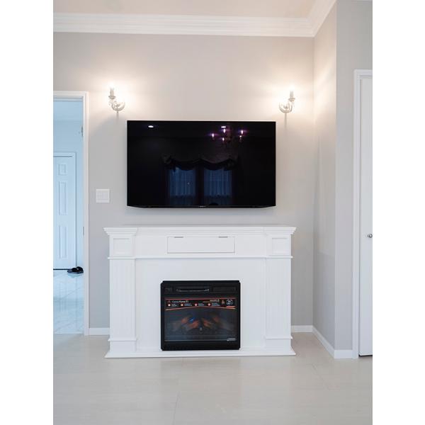 インテリアの中心に添えてお部屋をフレンチスタイルに、フレンチインテリアをイメージしたお客様の為に製作パリのアパルトマンをイメージにデザインされたマントルピースを中心に絵や鏡を飾ったり、キャンドルやランプをシンメトリーに置くことで簡単に壁のデ...