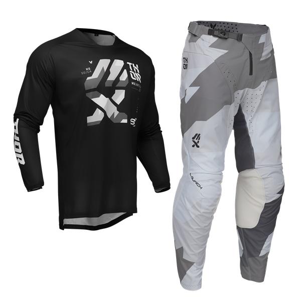 メル68193ページ BUCO バイク用 ジェットヘルメット GRATEFUL DEAD《ベビーブコ