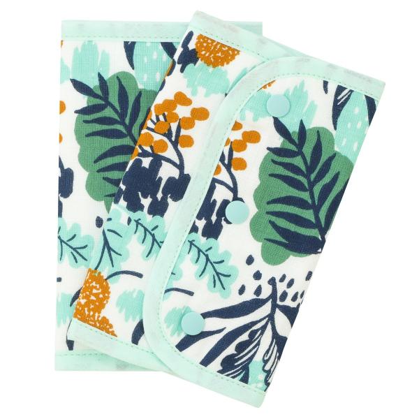 ベビーキャリアの肩ストラップ、ベビーカーのストラップにスナップで取り付けてください。■サイズ:W9.5×D0.8×H16.0cm　広げたサイズ：W23.0×D0.2×H16.0cm■重量：30g（ 1枚あたりの重量15g ）■原産国：日本■...