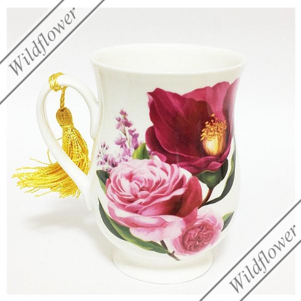 マグカップ ピンクローズ 椿 高台付き プレゼント タッセル付 ギフト 在庫一掃 薔薇雑貨ワイルドフラワー