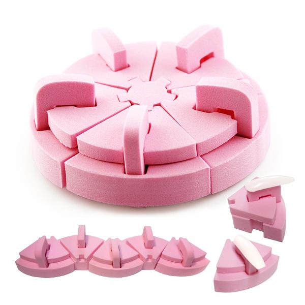 ・サンプルチップ作成の必需品。・サークル状に組み合わせたり、単独、2〜3個つなぎ合わせたりと、自由にレイアウトを楽しめます。・各パーツを合わせるだけで、簡単に組み立てができ、容易にレイアウト変更や取り外しが可能です。・組み立て後、取り外す予...