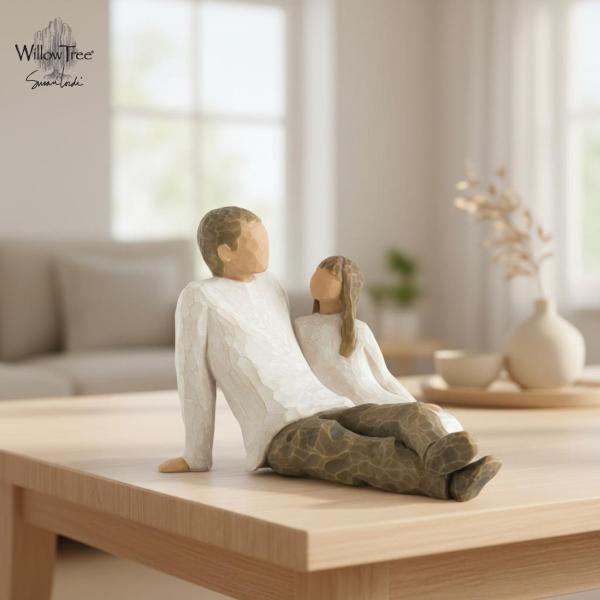 人形　ウッドペッカー　オブジェ　置物　インテリア　工芸品　美術品　A3226 ウィローツリー彫像 Father & Daughter - 父と娘 13cm 2人組 親子