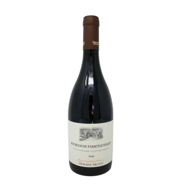 （赤ワイン）フランス：ブルゴーニュ地方品種：ピノ・ノワール50%、ガメイ50%容量：750ml輸入元：(株)ヴァン・パッシオンモレ・サン・ドニとシャンボール・ミュジニーにピノ・ノワール50%、ガメイ50%の植樹区画があり、樹齢30年、0.3...