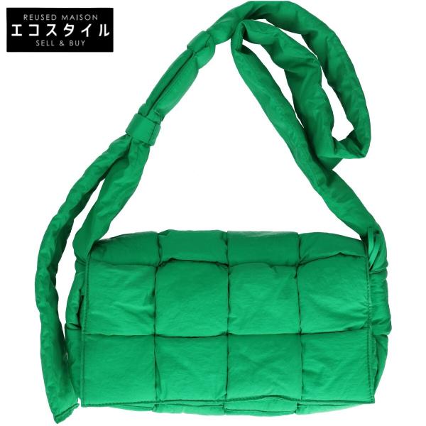 美品 BOTTEGA VENETA ボッテガヴェネタ パデッドテックカセット マキシ
