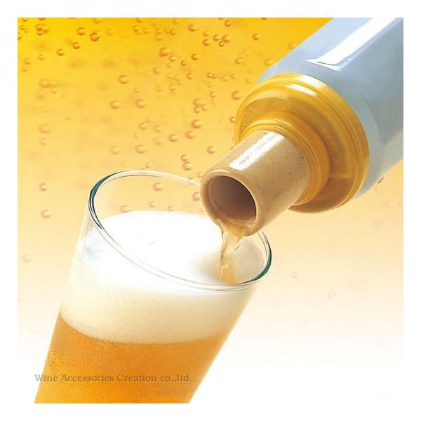 陶器のパイプでビールの泡立ちがクリーミィーに！日本の市販缶ビール350ml、500mlに対応した樹脂キャップをカチッと取り付けるだけで、美しい泡を発生させ生ビールのような滑らかさを実現。陶器は多孔質の信楽焼きを使用し、泡の発生量と泡の消失速...