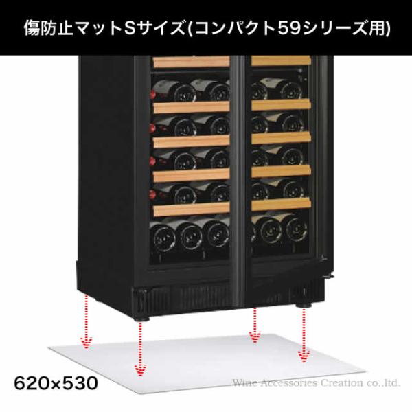 ■傷防止マット傷防止マットは強度の強いポリカーボネート（PC） 素材を使用した耐荷重約300kgのマットです。ユーロカーブ等の下に敷くだけで床を傷や凹みから守ることができます。フローリングやタイル床、カーペットやビニールクロスなど、さまざま...