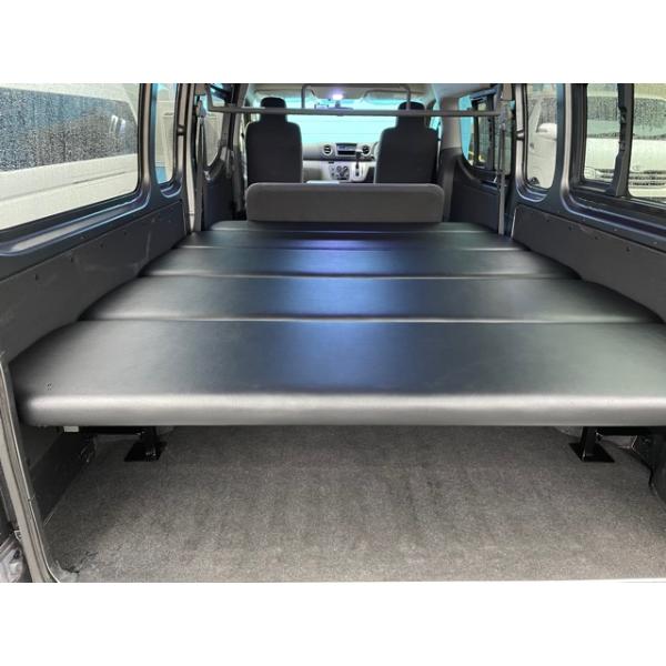 NV350/キャラバン 標準/ワイドボディー（車幅）スーパーロングEX/DX（6人乗り車両）用ベッドキット40mmクッション入りパンチングレザータイプ
