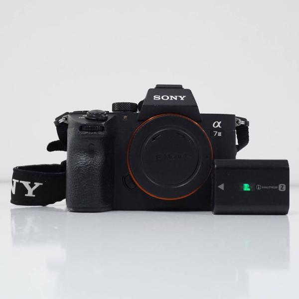 SONY α7 III ILCE-7M3 ボディ USED品 本体+バッテリー フルサイズ ミラーレス一眼 高速AF 4K 完動品 安心保証 即日発送 CP1337
