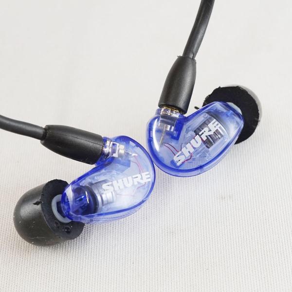 SHURE SE215 新品未使用　値下げしました SHURE SE215 高遮音性イヤホン USED美品 有線 Special Edition