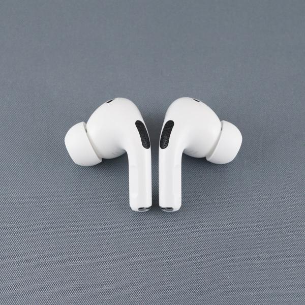 Apple AirPods Pro 2 イヤホンのみ USED美品 エアーポッズ プロ ワイヤレスイヤホン USB-C MTJV3J/A 第二世代 完動品 V1373