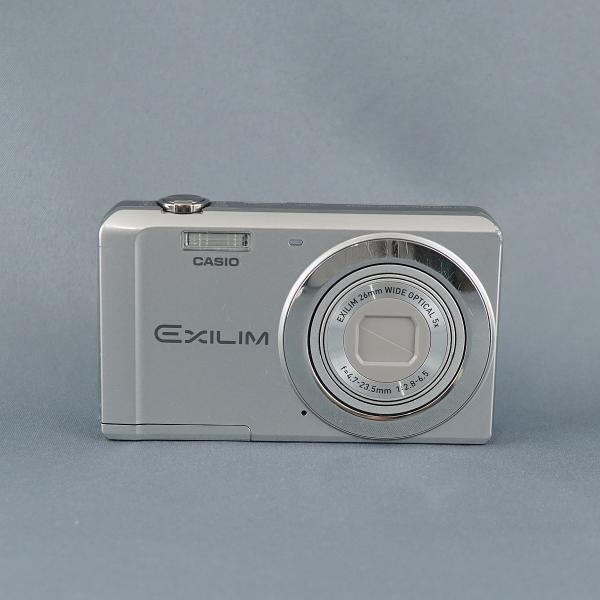 【美品】 CASIO EXILIM EX-ZS5 シルバー デジカメ　コンデジ EXILIM CASIO EX-ZS5 デジタルカメラ USED美品 本体+バッテリー