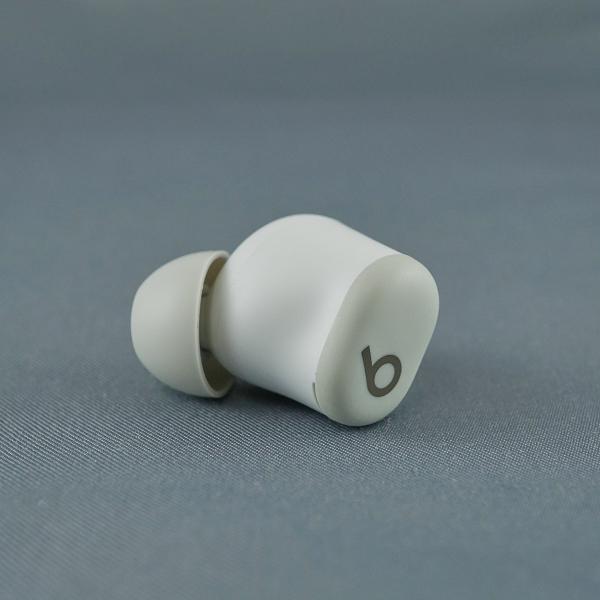 Beats by Dr.Dre Solo Buds 左イヤホンのみ USED美品 A3151 ビーツソロバッズ ワイヤレスイヤホン 片耳 Lのみ ストームグレイ 完動品 V1855