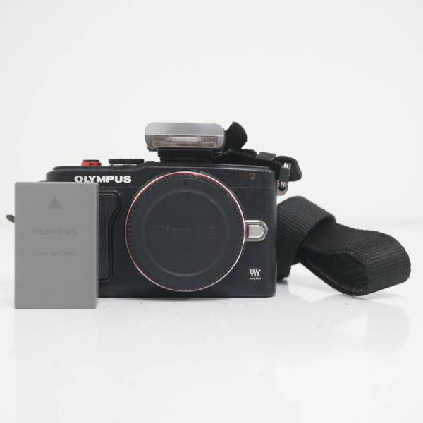 OLYMPUS PEN Lite E-PL6 + ストロボ（4FS1） ミラーレス一眼カメラ ブラック USED品 オリンパス マイクロフォーサーズ 完動品 CP1348