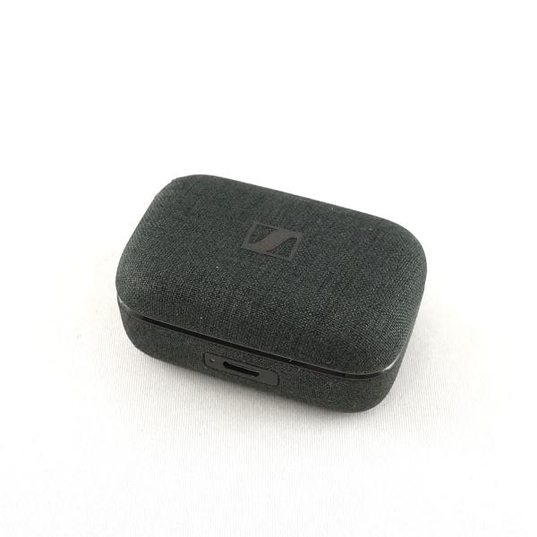 SENNHEISER MOMENTUM True Wireless 4 充電ケースのみ USED美品 MTW4 チャージングケース 充電器 ワイヤレスイヤホン ゼンハイザー 完動品 V2477