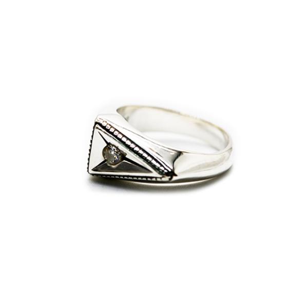 HΦS/エイチファイエス】「TRIANGLE RING/トライアングルリング」(25HS