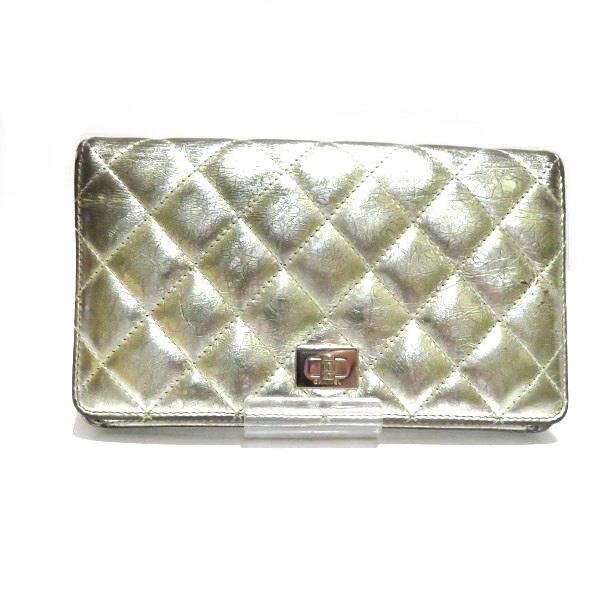 CHANEL シャネル マトラッセ 2.55 シルバー 財布 2つ折り財布