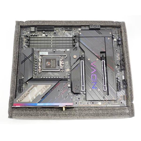 ASRock（アスロック） ASRock/マザーボード/Z790 NOVA WiFi/Bランク/62
