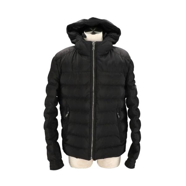 当店管理番号10040940 プラダ　ダウンジャケット　42sサイズ　ブラック PRADA プラダ ダウンジャケット サイズ42 トライアングルロゴ 三角ロゴ