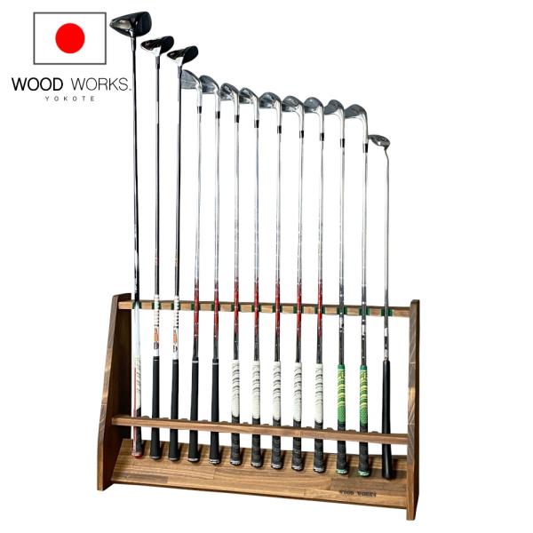WOOD WORKS 木製ゴルフクラブスタンド13本用です。国内自社工場で全て手作りで製作しています。サイズ：幅806mm　高さ500mm　奥行き180mm　天板25mmの半円　下部材45mmの半円素材／材質 　・ラジアタパイン(集成材)　...