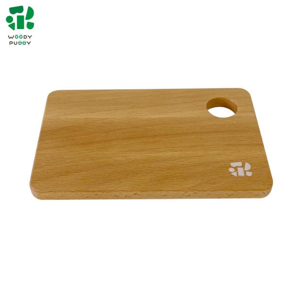 [Release date: August 24, 2023]ままごとに欠かせない木製のまな板。野菜やくだものをいっぱい切ってあそぼう！野菜嫌いなお子様も、「おままごと遊び」を通して食べられるようになったという声もいただいています。子どもた...