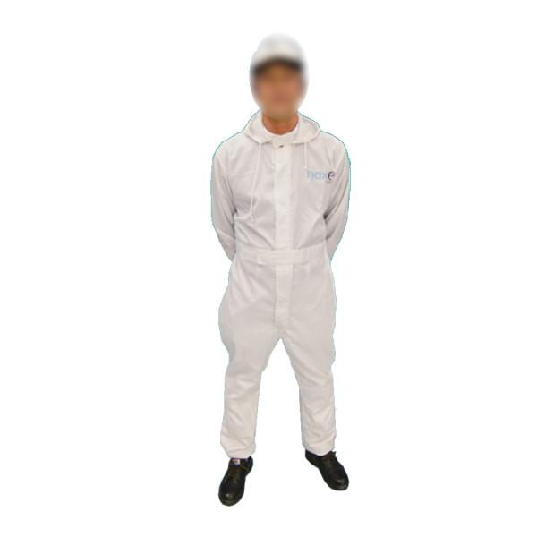 通気性の良い防塵塗装服。各種サイズを取り揃えています。特長・素材　ナイロン100％・機能　静電防止・カーボン(制電糸)入り・防塵用　(※静電性ですが耐薬品性ではありません。)・概要ポケットの位置　後部に2つ両膝部分の生地二重構造フード部分は...