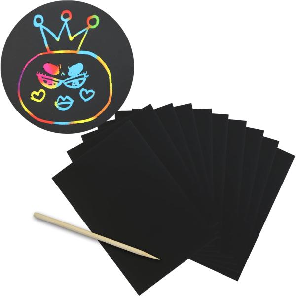 ●【サイズ】B6サイズ 約128×182mm　【セット内容】無地のスクラッチペーパー10枚入り・スクラッチ用竹ペン1本付き●【表面のカラー】黒　【削った面のカラー】レインボー●【スクラッチペーパーの材質】紙・水性インク・PET　【付属のペン...