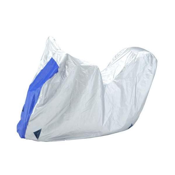 のぞかれにくい深いかぶりとスソ絞り。前後にロック用の大型スリットがついてるので盗難抑止対策に最適。ハンドルロック状態（左側）に合わせた立体裁断。風を巻き込みにくいスソ絞りタイプなのでぴったりフィット。従来のバイクカバーEタイプに比べ強力コー...