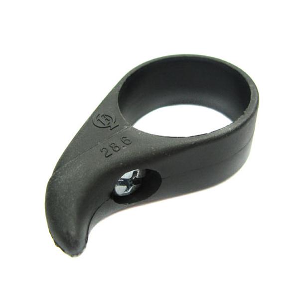 ※沖縄県への発送に送料無料は適用されません。購入金額に関わらず通常送料に別途加算されます。チェーンのフレーム側への脱落を防止。 フレーム形状によっては取付できない場合があります。 ※商品のカラーはディスプレイの種類等により、実物と異なって見...