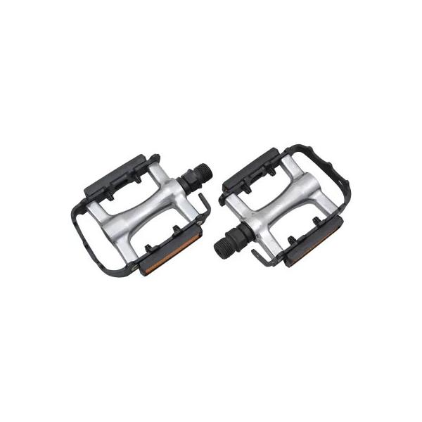 ※沖縄県への発送に送料無料は適用されません。購入金額に関わらず通常送料に別途加算されます。ベーシックでリーズナブルなケージタイプペダルです。 ボディ/ケージ：アルミニウム  スピンドル：CrMo　  ベアリング：ZUベアリング  サイズ：9...