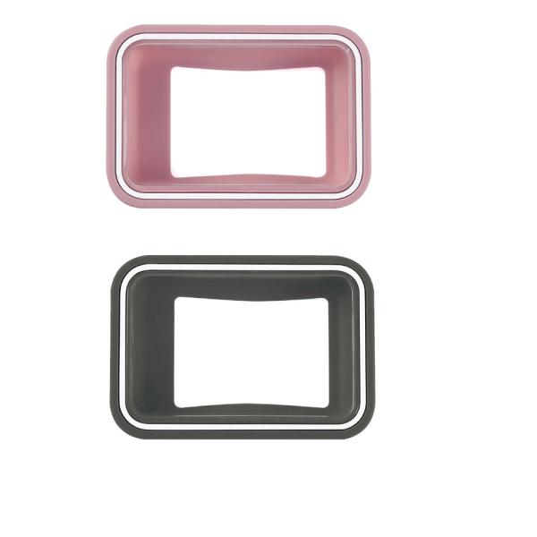 電動アシスト自転車のスイッチパネル用「 スイッチカバー」の抗菌・抗ウイルスシリーズ。 パネル表面のビニール被膜の破れ、雨滴やホコリの侵入や紫外線による劣化を軽減します。 抗菌・抗ウイルス仕様 素材：シリコン サイズ：L51 x W71 x ...