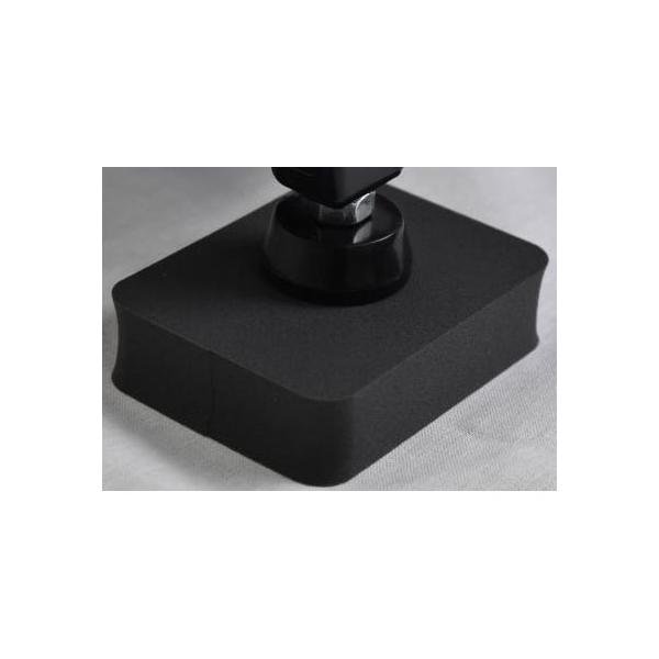 ※沖縄県への発送に送料無料は適用されません。購入金額に関わらず通常送料に別途加算されます。トレーナーの騒音の原因となる振動を抑える防振パットセットです。 2枚セット（固定トレーナー・3本ローラーの脚の数によりますので必要枚数に応じてお買い求...