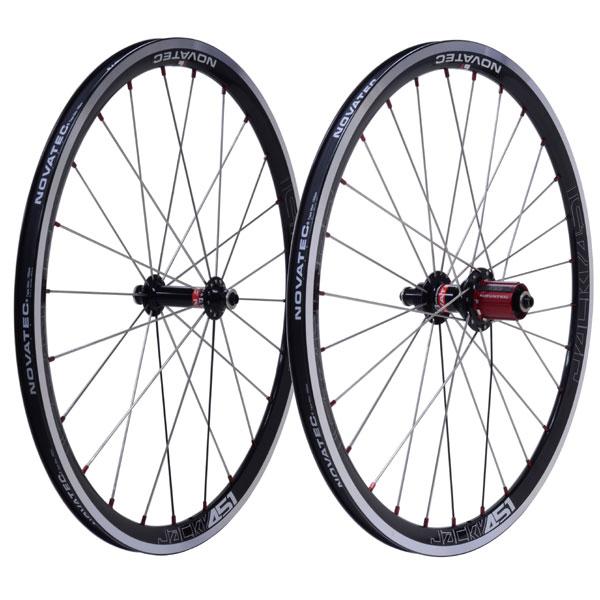 ※沖縄県への発送に送料無料は適用されません。購入金額に関わらず通常送料に別途加算されます。■対応スプロケット：シマノ9、10、11s ■付属品：リムテープ、前後クイックレバー、スプロケット用スペーサー■特徴 :小径20インチ用の完組ホイール...