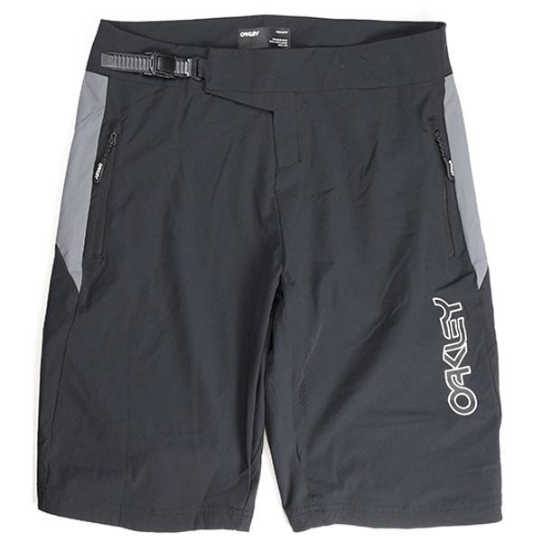 【SALE】オークリー SEEKER SHORT 2.0 ブラックアウト/ユニフォームグレー