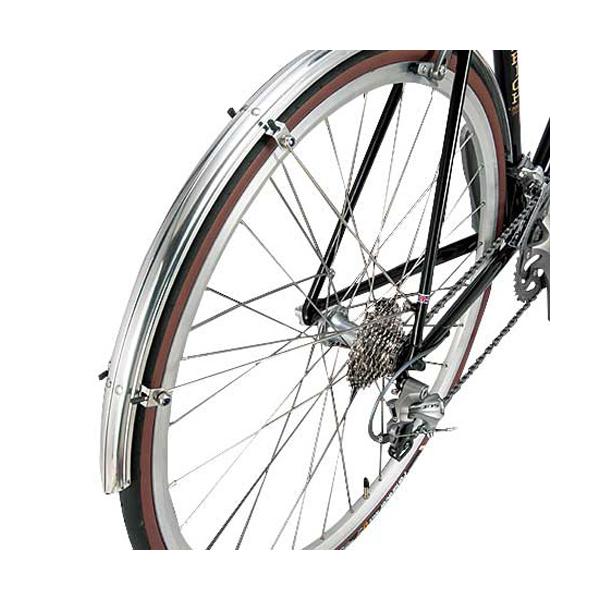 沖縄県への発送に送料無料は適用されません。購入金額に関わらず1,650円（税込）が通常送料に別途加算されます。  アルミマッドガードセット（アルミポリッシュ仕上ラレー型） 商品のカラー・サイズについて 商品のカラーはディスプレイの種類等によ...