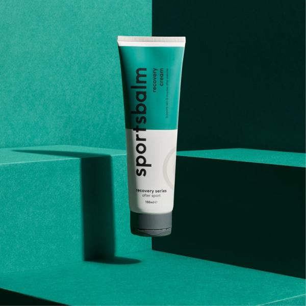 沖縄県への発送に送料無料は適用されません。購入金額に関わらず通常送料に別途加算されます。  運動後のボディーに、リカバリーシリーズ。推奨気温　オールシーズン 【RECOVERY CREAM】激しい運動の後、傷ついた筋肉組織に奥深く入り込み、...