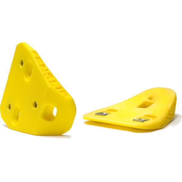 クリートを後方へオフセットするゼンスリップの新バージョン。従来のZENSLIPでの入力ベクトル変更によるペダルパフォーマンス改善効果の他、クリート位置をオフセットすることにより、ペダル上での足のサポートを増やします。通常3本で踏んでいること...