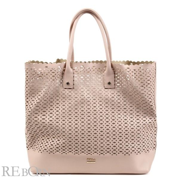 FURLA フルラ トートバッグ ピンクベージュ パンチング レザー FURLA フルラ トートバッグ ピンクベージュ パンチング レザー