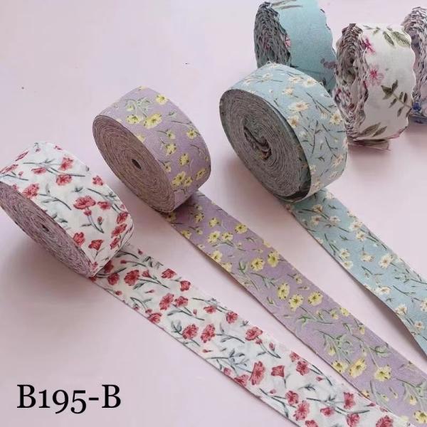 レースリボン 花柄 ハンドメイド ビーズ付き 手芸 手作り ウェディングドレスパーツ 刺繍　単位4m B195