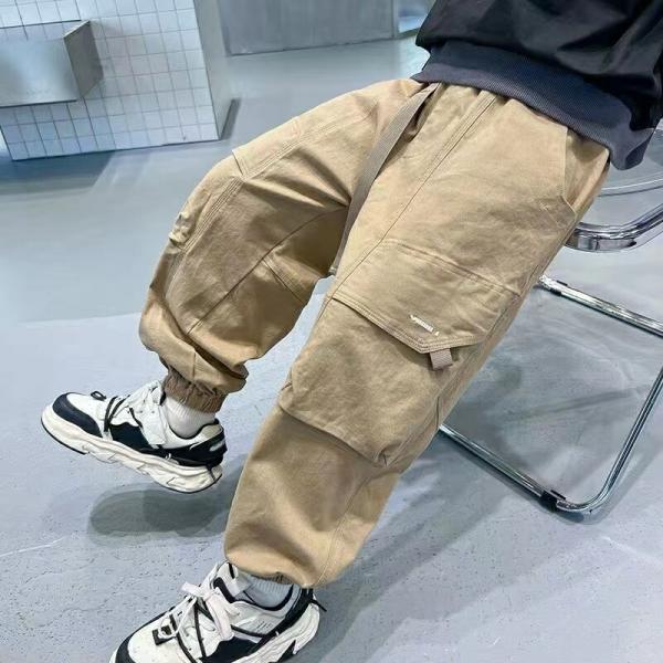 キッズ パンツ ポケット カーゴパンツ 男の子 春秋 ロング 長ズボン ゆったり 子供服 キッズウェア ウエストゴム 無地 ジュニア 薄手 KTFC061(2色110-170)