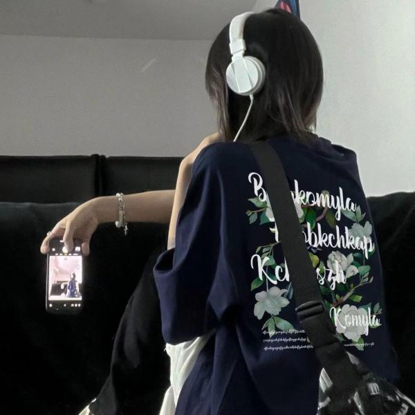 半袖tシャツ レディース トップス 半袖 tシャツ カットソー 夏服 薄手 プリント 花柄 丸首 英文字 カジュアル ゆるカットソー  ゆったり SLUC067(4色M-3XL)