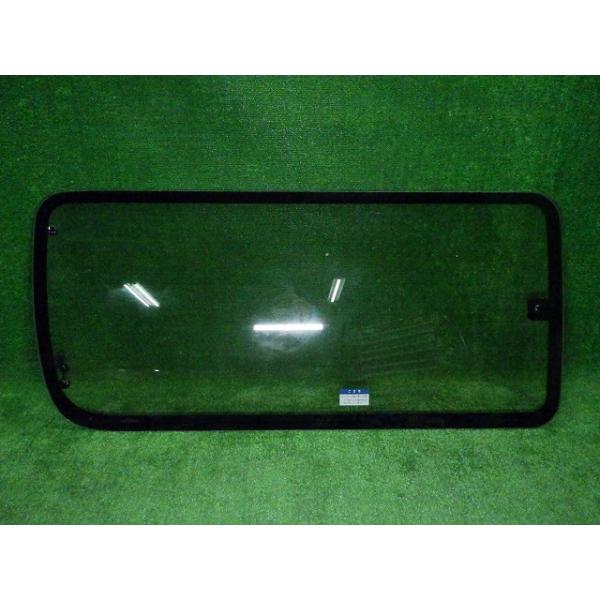 ジ*モ様 ハイエース　純正　サイド　ガラス ジ*モ様 ハイエース 純正 サイド ガラス