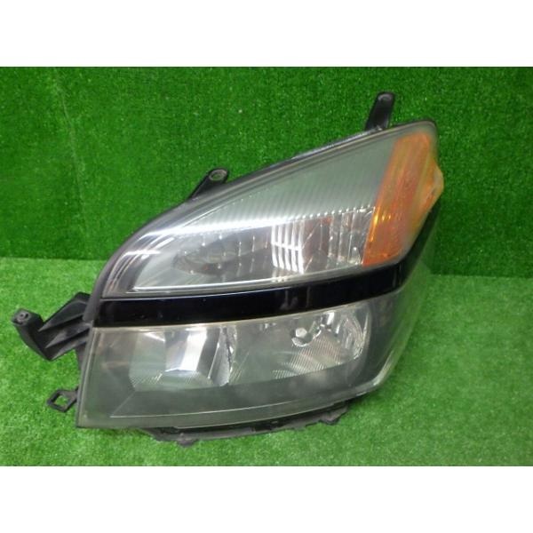 トヨタ AZR60/65 ヴォクシー 前期 左ヘッドライト HID 28-154 B2 バラスト付 241021003