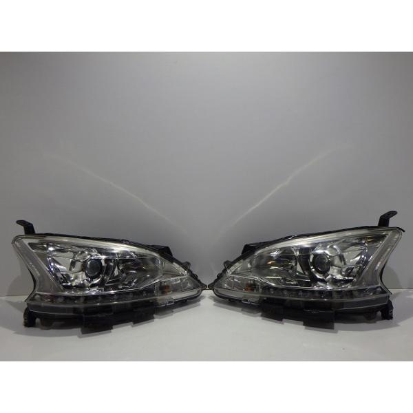 日産 シルフィ B17 前期 純正ヘッドライト 左右セット シルフィ ヘッドライト左右 HID TB17 W0613 T コーティング 比較的綺麗